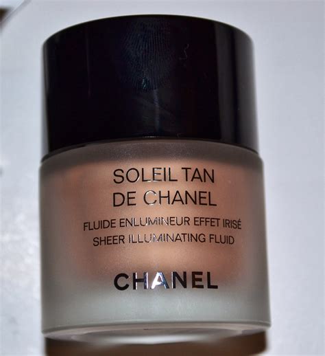 how to use soleil tan de chanel sheer illuminating fluid|Chanel soleil tan buy online.